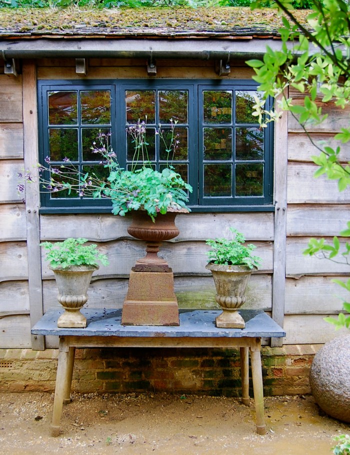A seemingly 'careless' arrangement outside the kitchen