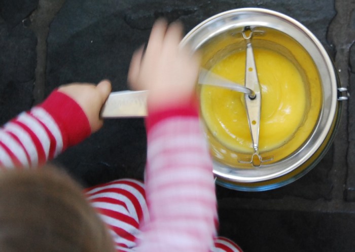 Pureeing fruit is child's play. Literally.