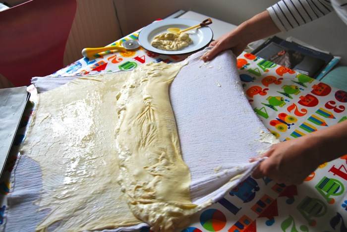 Strudel pastry rolling 1