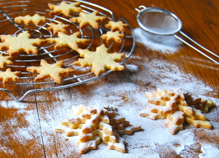 Butter biscuit snow flakes