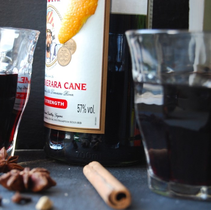 Feuerzangenbowle rum