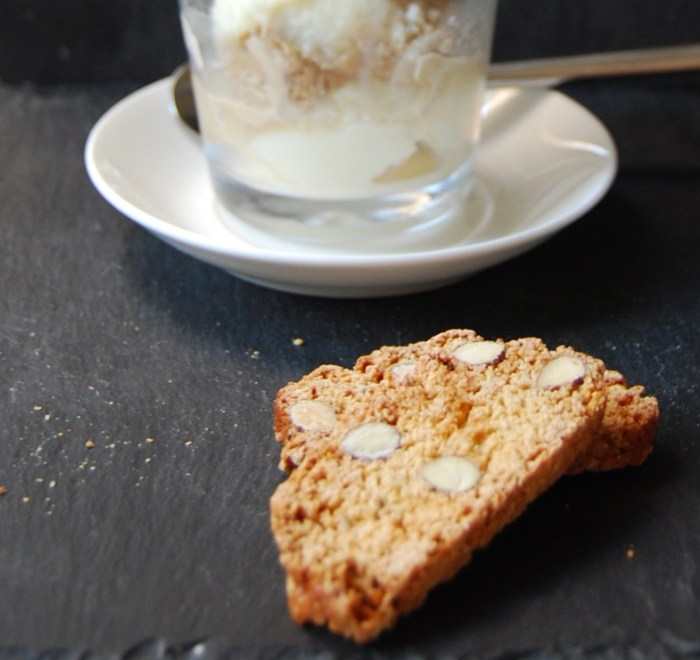 Latte Macchiato gelato and cantuccini