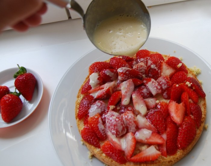 Pastel Tres Leches cream