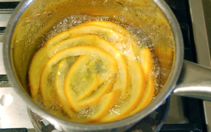 Rosca de Reyes candied oranges