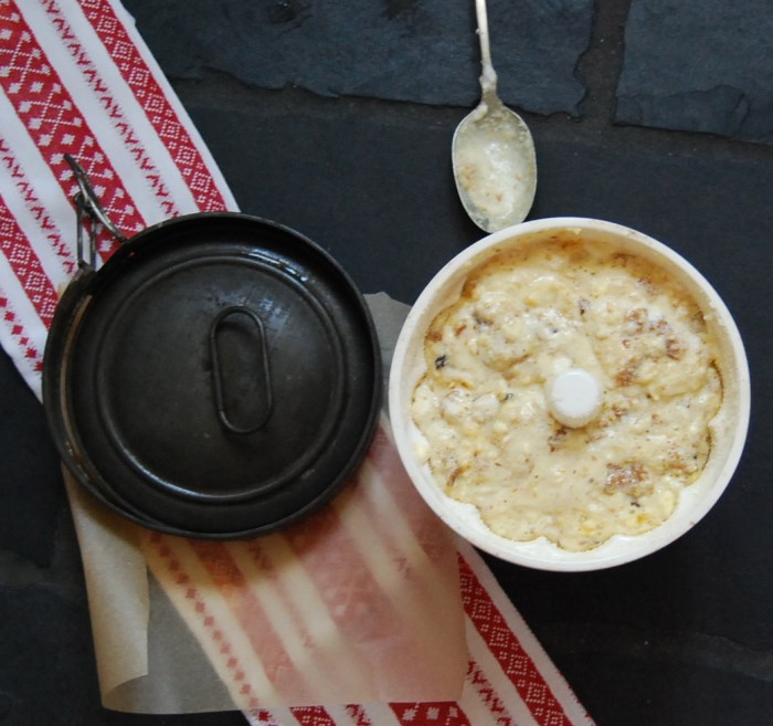 Panettone pudding filled