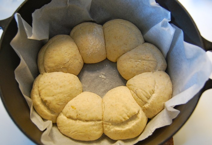 sourdough couronne scored