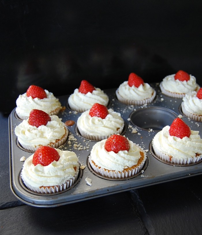 strawberry-filled cupcakes